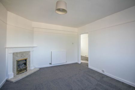 Weston-Super-Mare - Photo 2