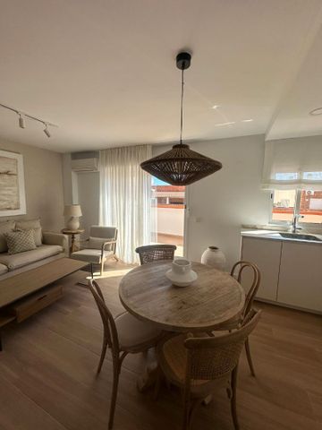 Apartamento de alquiler en Calle de la Virgen del Socorro, 10, Raval Roig - Virgen del Socorro - Photo 5