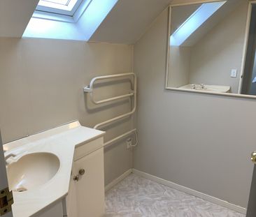 Large Family Home in Ilam/Fendalton - Photo 4