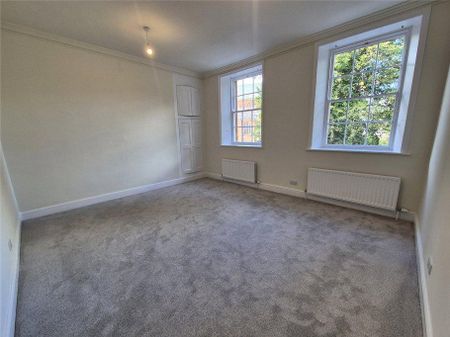 4 bedroom detached house to rent - Photo 4