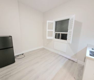 For Lease - 1371 King Street Unit# 204, Toronto, Ontario - Photo 4