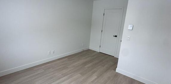 41/2 Luxueux - Photo 2