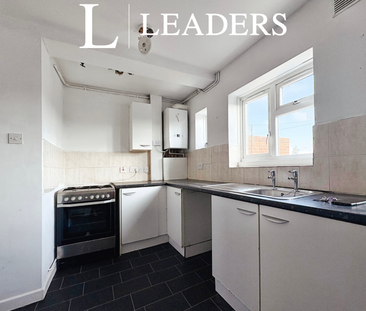 3 bedroom maisonette to rent Lichfield Avenue, Worcester, WR5 - Photo 2