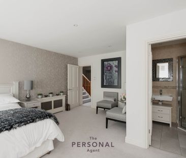 Beechfield, Banstead - Photo 1