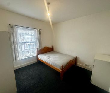 2 Bed Terraced House, Sormerset Road, CV1 - Photo 4