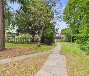 Uxbridge Road, Hampton Hill, Middlesex, TW12 - Photo 3