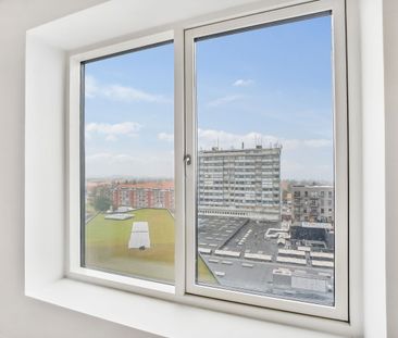 Velindrettet 2-værelses bolig med køkken alrum og stort badeværelse - Photo 2