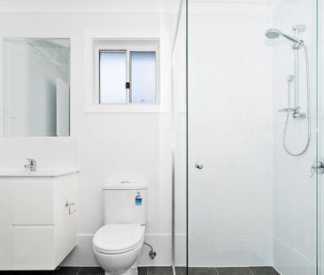 Modern 2-Bedroom Granny Flat – Private & Comfortable Living - Photo 3