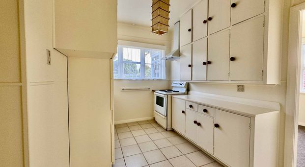 Rent Includes Lawn cuts - Photo 1