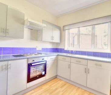 3 bedroom flat to rent, - Photo 5