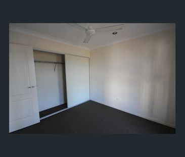 Spacious Comfortable Living Huge Yard - Photo 2