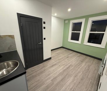 Studio Flat, Pinner Wealdstone Harrow, HA3 - Photo 6