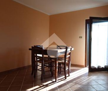 Bilocale in affitto - Photo 2