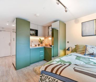 Studio to rent - Photo 1