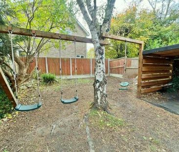 Warley Hill, Brentwood, CM14 - Photo 6