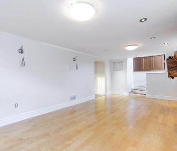 For Lease - 172 Camlaren Crescent, Vaughan, Ontario - Photo 4