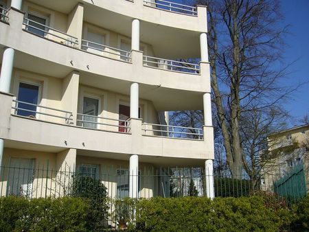 Location Appartement 1 pièce 28m² AVON 77210 - Photo 3