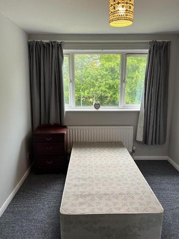 4 Linkside Park, Newcastle, BT33 0LR - Photo 4