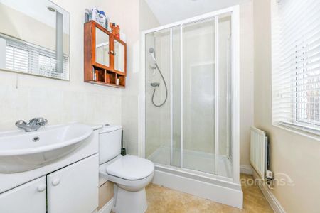 6 bedroom house to rent - Photo 5