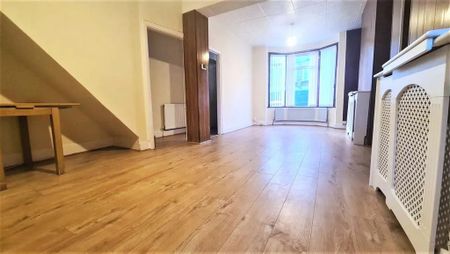 3 bedroom terraced house to rent - Photo 5