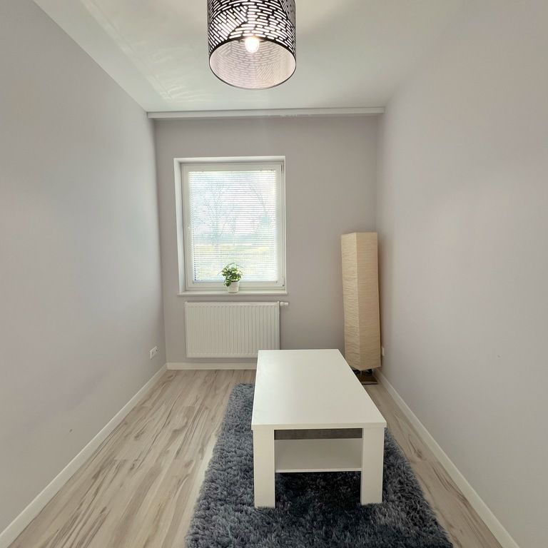 3 pokojowe mieszkanie z ogródkiem os. Staromieście - Photo 1