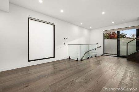 6/18 Joyce Street, Elwood VIC 3184 - Apartment For Rent | Domain - Photo 2