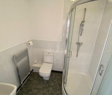 12 Royland Road - New Price & 4 BathroomsLoughborough - Photo 5