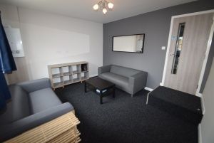 4 bedroom house share to rent - Photo 1