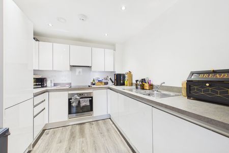 1 bedroom Flat in Stour House, Maidenhead - Photo 4