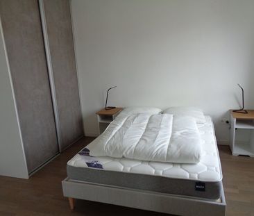 Location Appartement 2 pièces 42m² - Photo 2