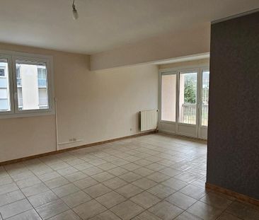 Location Appartement 4 pièces 77m² PRIVAS 07000 - Photo 3
