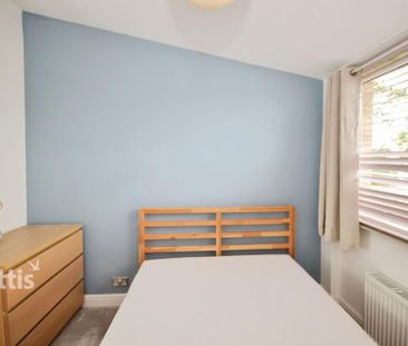 3 bedroom semi-detached house to rent - Photo 6