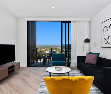 Luxury Unit with Skyline and Water Views - Photo 3