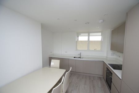 Dapple Court, 300 Croxley View, Watford, WD18 - Photo 2