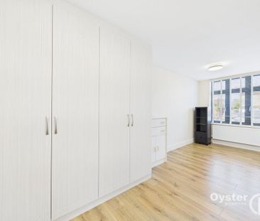 3 bedroom flat to rent - Photo 6