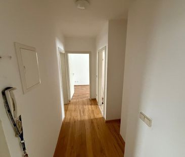 Gepflegte 4-Zimmer-Wohnung mit Balkon | 75 m² | Erdgeschoss | ruhig... - Photo 3