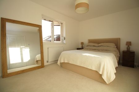 Broomfield Crescent, Barmulloch, Glasgow - Photo 5