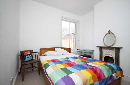 3 bedroom terraced house to rent - Photo 3