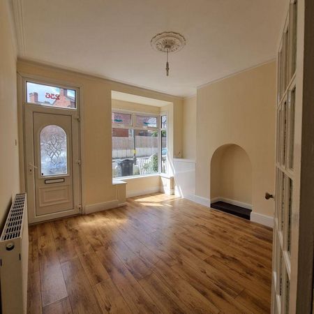 2 bedroom terraced house to rent - Photo 5