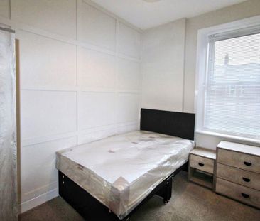 Warton Terrace, Heaton, Newcastle upon Tyne, Tyne and Wear, NE6 5LS - Photo 6