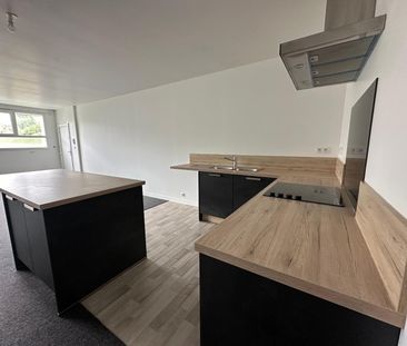 Location Appartement 4 pièces 136m² CHERBOURG-EN-COTENTIN 50100 - Photo 5