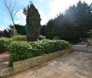 Bedroom Detached House In Godalming, GU7 - Photo 2