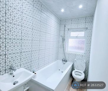 2 bedroom terraced house to rent - Photo 6