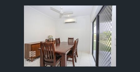 Immaculate Home - Photo 3