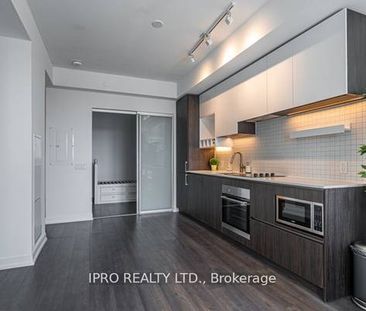 Jane St/Portage Parkway Beautiful 2Bdrm Open Concept Modern Interior - Photo 4