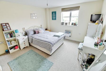2 bedroom flat to rent - Photo 5
