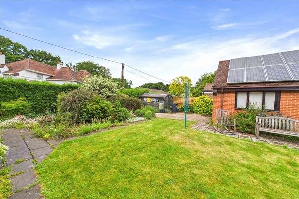 Victoria Road, Mortimer, Reading, RG7 - Photo 1