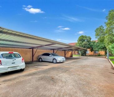 Cosy and Well-Maintained Two Bedroom Unit - Photo 5