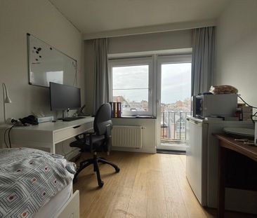 Kamer eigen sanitair en terras - Central Park - Photo 2