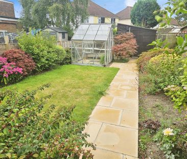 3 bedroom semi-detached house to rent - Photo 4